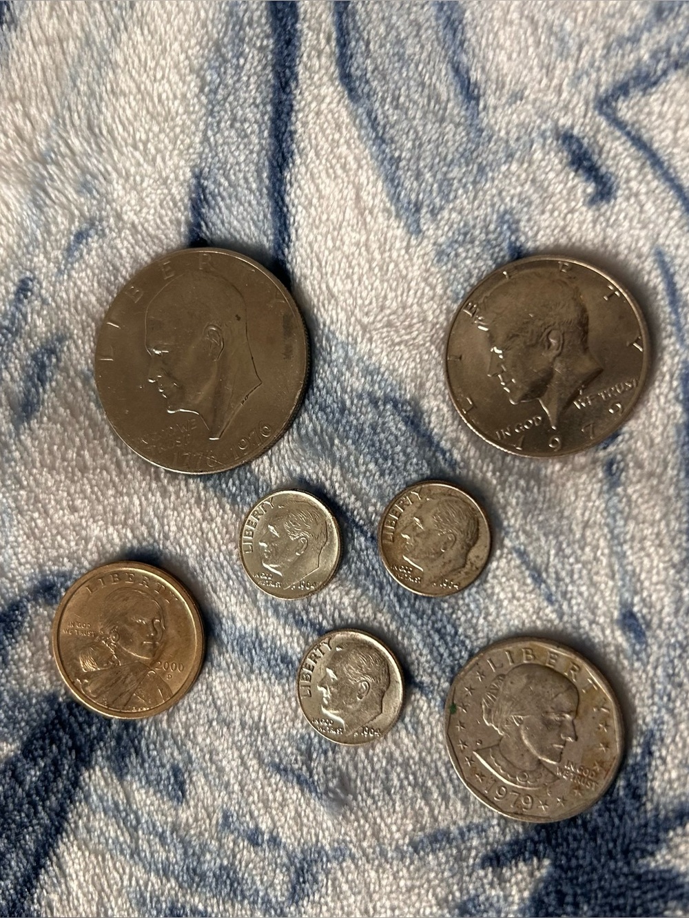 Vintage US Coin Lot - 3x 1964 90% Silver Dimes, 1976 Bicentennial Ike, SBA, etc.
